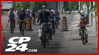 Thousands ride for a cause in Toronto's 'Bike for Brain Health' event