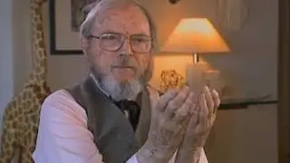 Chuck Jones on giving animated characters weight - EMMYTVLEGENDS.ORG