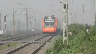My mom first Vande Bharat Express train journey Ayodhya to Delhi 