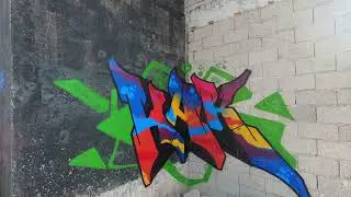 K&ouml;şe D&ouml;nmesi Graffitisi T&uuml;m Renkler ile &Ccedil;ılgın &Ccedil;izim - HAK GRAFF