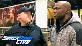Meet the cameraman who fell in the snow on SmackDown LIVE: SmackDown Exclusive, March 6, 2018