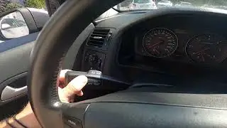 Как включить или выключить систему контроля тяги в Volvo C30 (2006&ndash;2012)