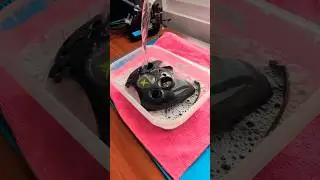 Original Xbox Duke: The MASSIVE Controller That Just Don't Quit.