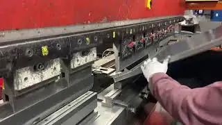 Amada HFE 220-4S 2004