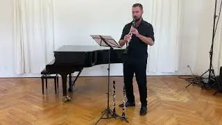 Orchestral excerpt for clarinet in A: Shostakovich &mdash; Symphony No. 9: III - Presto