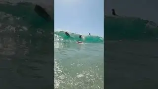 Sand bar creates a crazy barrel!