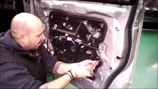 Nissan murano Driver side door panel window mechanism