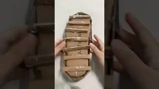 Making slippers out of a paper box. 📦Someone took my shoes🤯😱😱 #boxing #diy #shoes