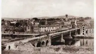 Carrick On Suir in 3 Minutes - www.carrickonsuir.info VO: Gerry Healy - Music: Tweed