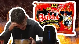 Ich esse SUPER SCHARFE NUDELN und mache sie noch schärfer!