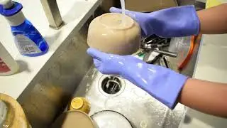 ASMR Washing dishes by Hand ! Rubber gloves . Clean with me.