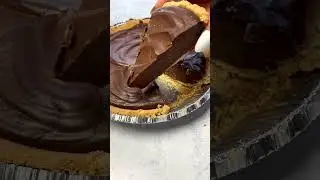 5 Ingredient Vegan Chocolate Pumpkin Pie | #pie #shorts #pumpkin #chocolate #healthyrecipes