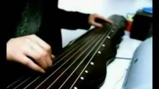 very  beatiful   chinese  instrument -----------ancient zither   古琴  卧龙吟