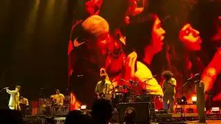 Arrows - Vampire Weekend live at Fontainebleau, Las Vegas, November 7th 2025 