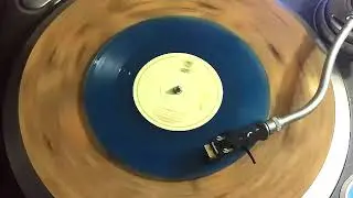 BBC Radiophonic Workshop (Delia Derbyshire) - Doctor Who Theme (original 1963 version)