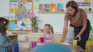What does a kindergarten teacher do?