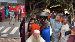 Les Lions &agrave; la mosqu&eacute;e pour la pri&egrave;re du vendredi