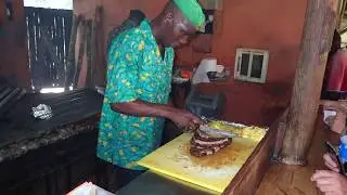 Scotchies, Ocho Rios. Real traditional jerk chicken