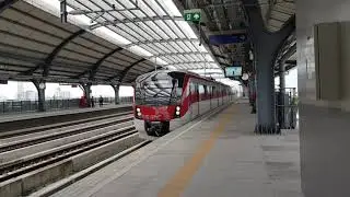 รถไฟฟ้าสายสีแดง สถานีจตุจักร SRT red line train Chatuchak