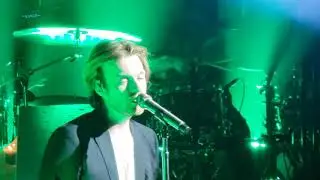FINNEAS...CLAUDIA/HAPPY NOW...LIVE @IRVING PLAZA, NYC...11/17/21...4K
