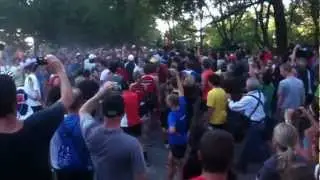 2012-08-29-Lance Armstrong in Montreal-Jog on Mont-Royal part5