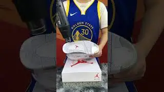 I love Curry, do you too? #sneakers #offwhitedunk #basketballshoes #shoes #converseoffwhite