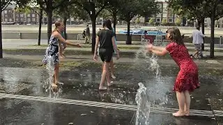 Six girls,a fountain and funny spray of happiness-5!/Шесть девушек,фонтан и веселые брызги Счастья-5