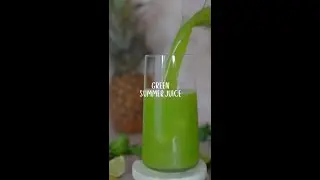 💛Gr&uuml;ner Saft aus Sellerie🥬, Ananas🍍 und Gurke🥒#kuvings  #revo830  #vegan   #slowjuicer  #foodtrends