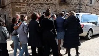 Último adiós a Fernando Sánchez Dragó en Castilfrío de la Sierra (Soria)