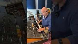 Почему Yamaha CS80 звучит так мощно?