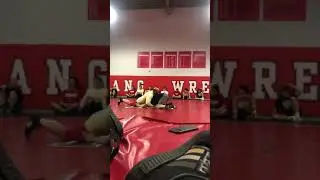Chest wrap-where to lock your hands