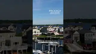 Monmouth Beach, NJ a quick look at waterfront homes.