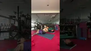 4 ท่าเล่นหน้าท้อง สำหรับ สว. | Health Me Fit