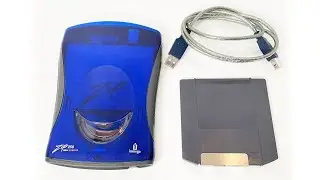 iOmega Zip 250 USB powered external storage drive w/ cable & disk - Easy plug & Play vintage 2001