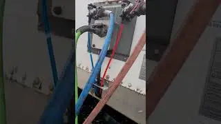 a somewhat correct way to explain air lines on a semi trailer
