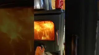 Cool (hot) idea homemade underfloor heating from wood stove