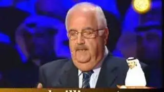 هنا تخنقني العبره