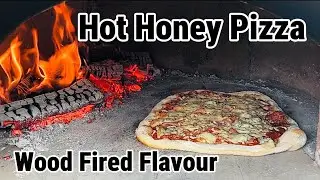 Hot Honey Pizza with Gorgonzola & Parma Ham | Sweet, Salty, Spicy