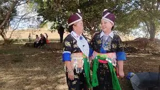 Ntxawm ham thiab yias lis hai kwv txhiaj sib ncaim.
