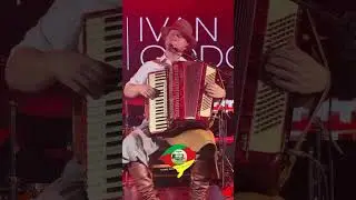 @bailaodobrunoIvan God&oacute;i Que baita festa no CTG Fogo de Ch&atilde;o, em Guarapuava.