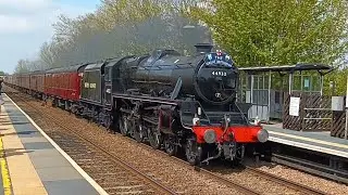 LMS Stanier Class 5 4-6-0 (Black Five) 44932 - Trains at Metheringham (22/04/23)