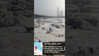 This #foam covering the #YamunaRiver in the capital of India 🇮🇳 #Delhi, is not the same foam ! 🛀