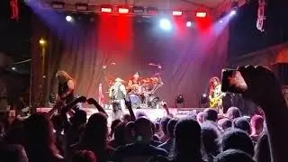 Steel Panther - 17 Girls in a Row (Live from Belgrade, Dorćol Platz)