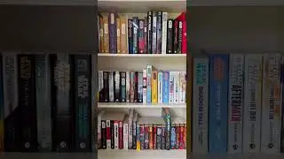 Some of my #starwars collection for my Saturday #shelfie 📚✨