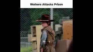 Walkers Attacks Prison 🤯 | The Walking Dead #shorts