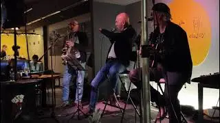 UNCHAIN MY HEART LIVE @ EASY