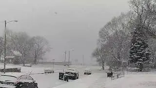 Snow fall at South Bend, IN, USA on Nov 24, 2020