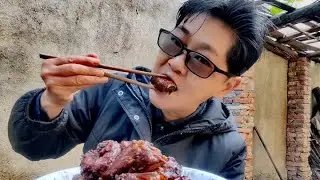 九九炖的红烧排骨，颜值到位还很香，儿子定会馋得流口水 九九炖的红烧排骨，颜值到位还很香，儿子定会馋得流口水