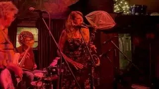 Charmed I'm Sure live 01102026