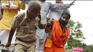 Delhi Police stops Baba Ramdev's march towards Parliament